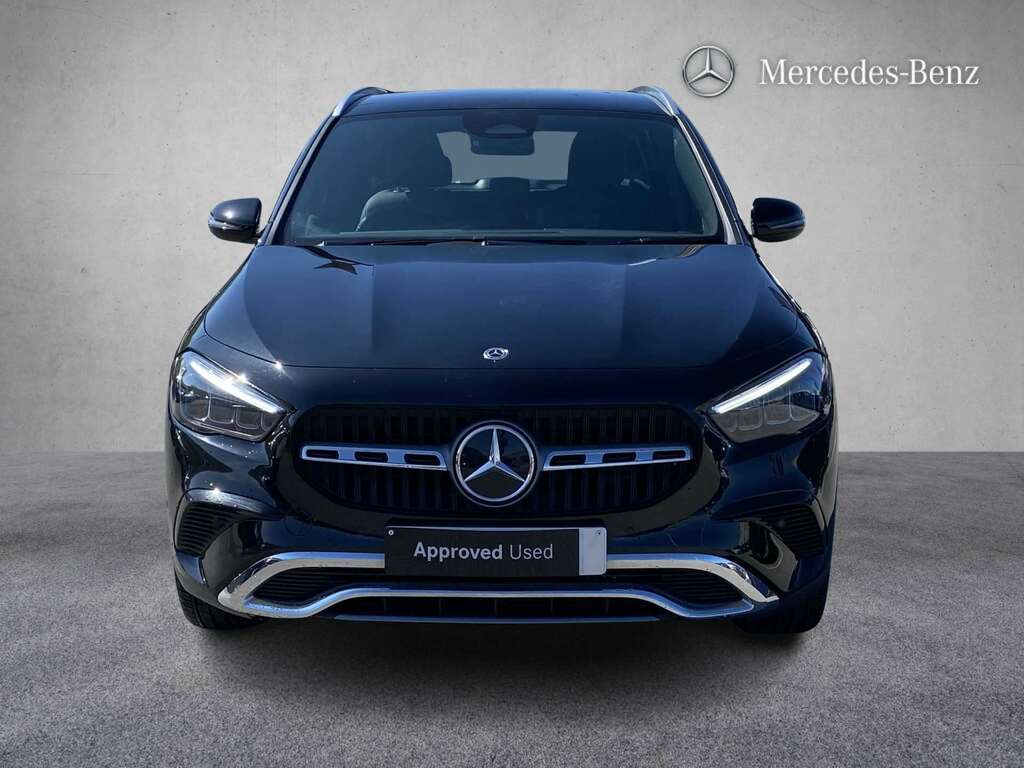 Mercedes-Benz GLA Class 180 Sport Edition 2025 KN25PYD Black #2