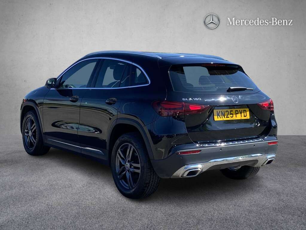 Mercedes-Benz GLA Class 180 Sport Edition 2025 KN25PYD Black #5