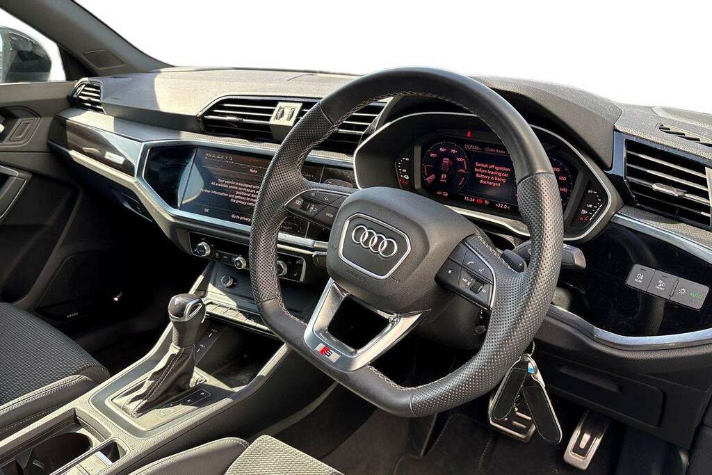Audi Q3 45 Tfsi E Black Edition S Tronic 2023 MT23DHA White #6