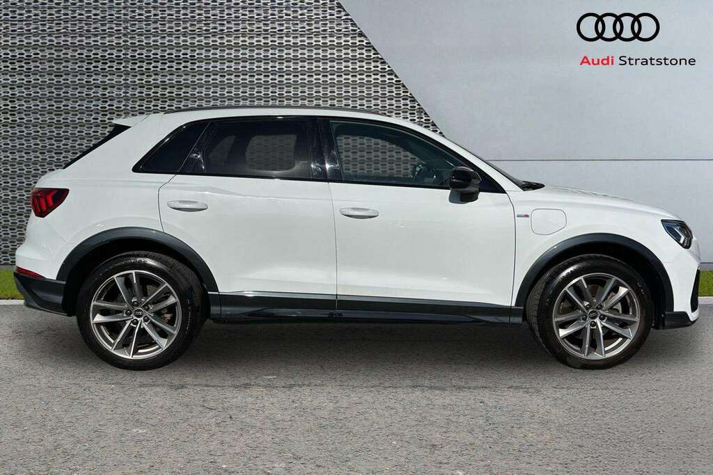Audi Q3 45 Tfsi E Black Edition S Tronic 2023 MT23DHA White #4