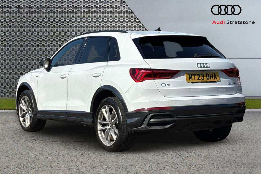 Audi Q3 45 Tfsi E Black Edition S Tronic 2023 MT23DHA White #3