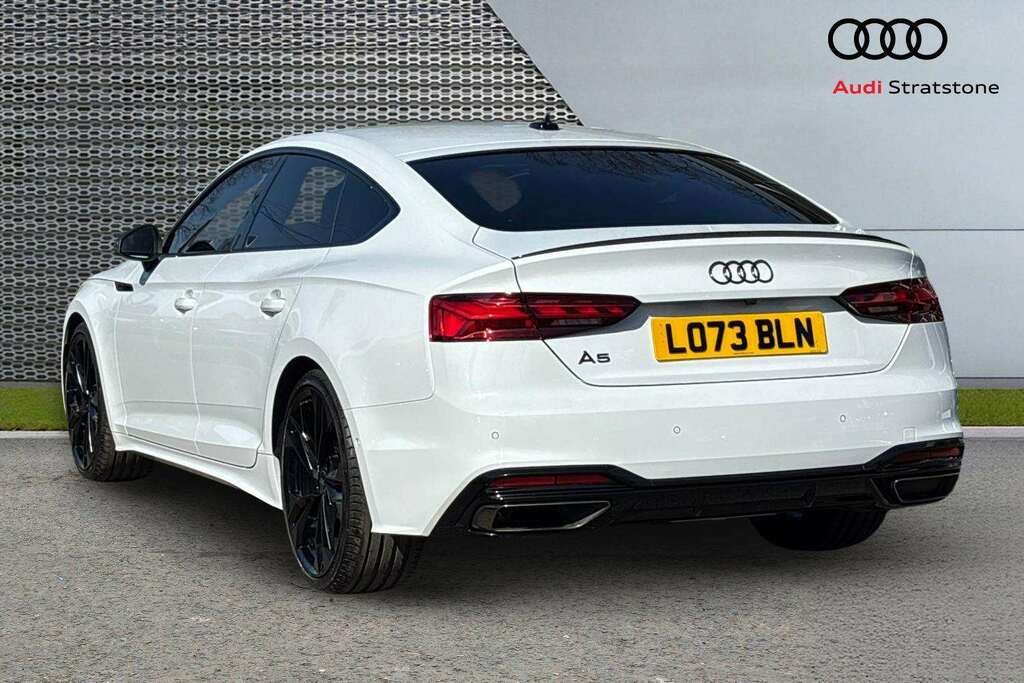 Audi A5 35 Tdi Black Edition S Tronic 2024 LO73BLN White #3