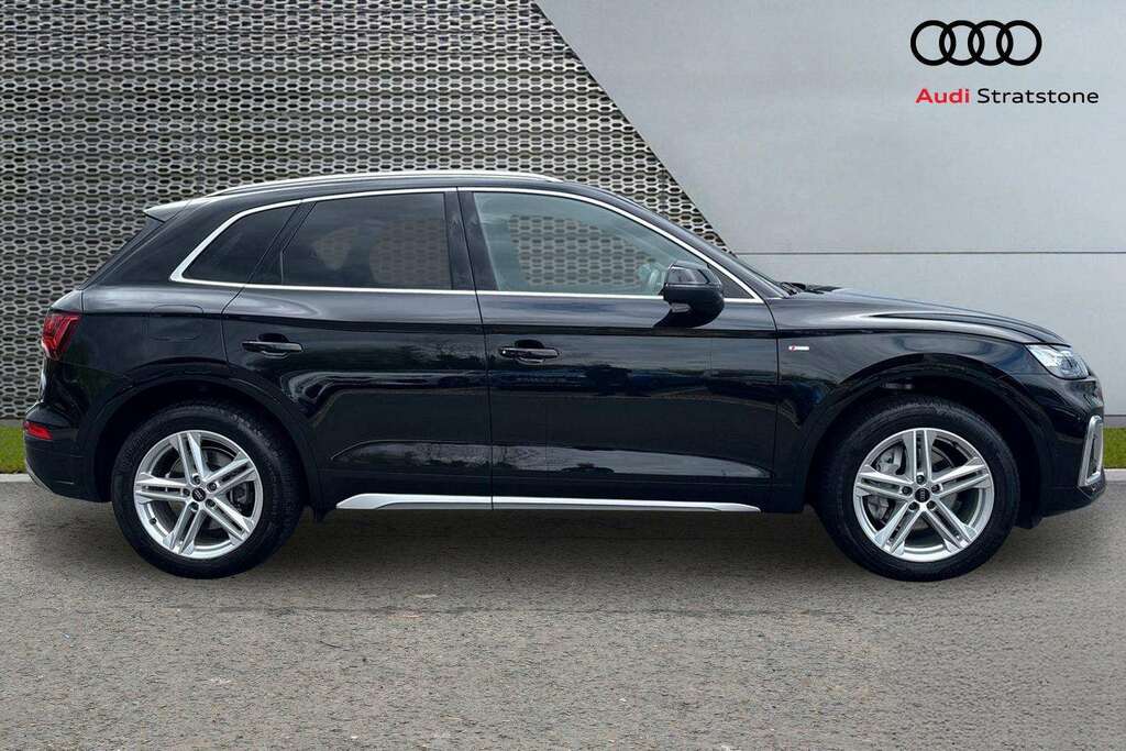 Audi Q5 45 Tfsi Quattro S Line S Tronic 2022 MM72UJC Black #4
