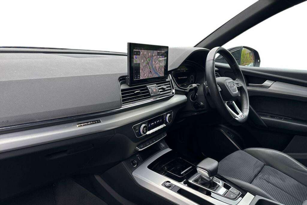 Audi Q5 45 Tfsi Quattro S Line S Tronic 2022 MM72UJC Black #2