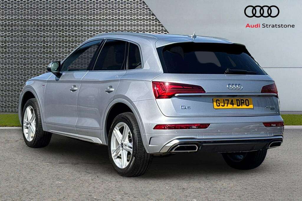 Audi Q5 45 Tfsi Quattro S Line S Tronic 2024 GJ74DPO Silver #3