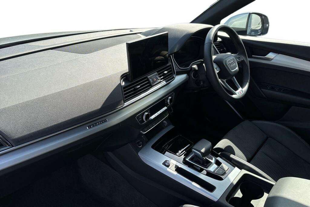Audi Q5 45 Tfsi Quattro S Line S Tronic 2024 GJ74DPO Silver #2