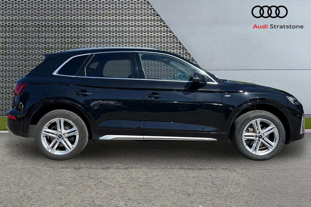 Audi Q5 40 Tdi Quattro S Line S Tronic 2024 MV74LZL Black #4