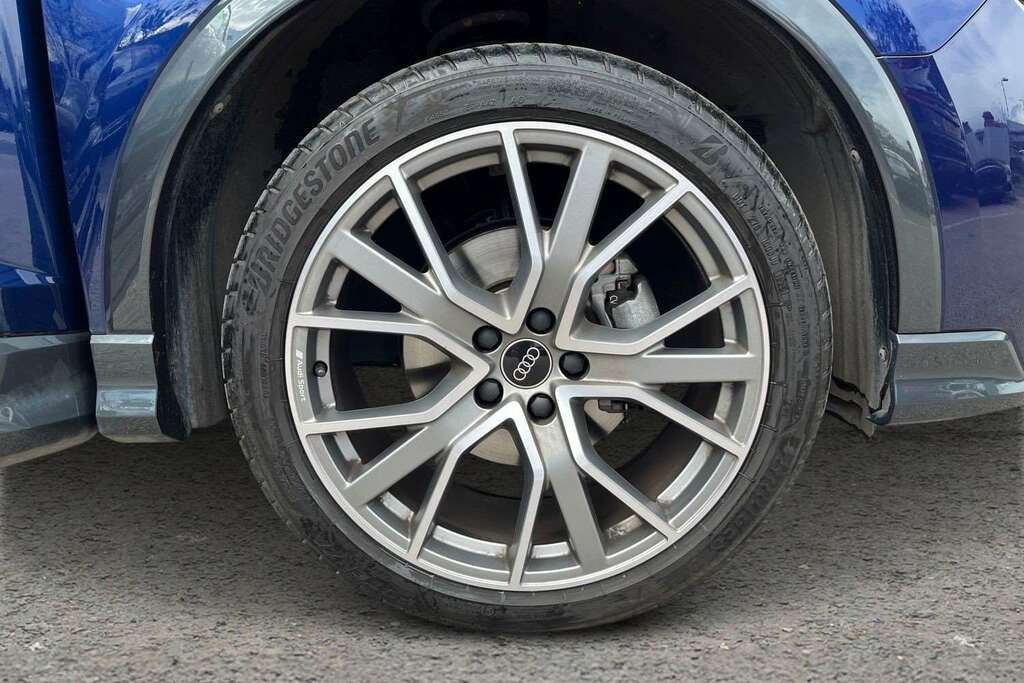 Audi Q3 35 Tfsi Black Edition S Tronic 20 Alloy 202 DE75BBX Blue #5