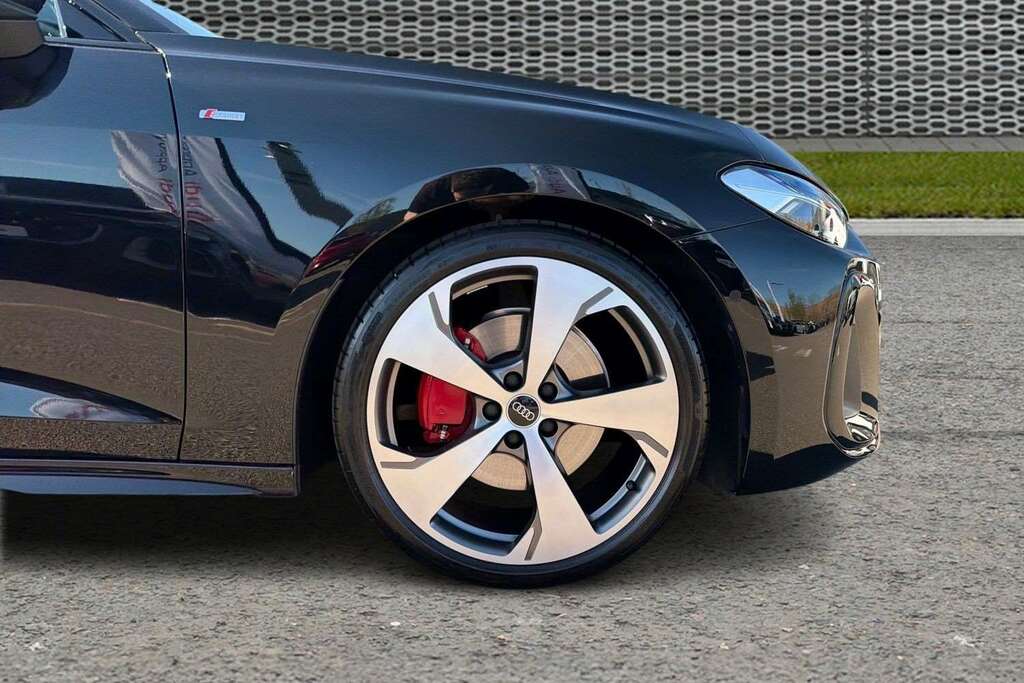 Audi A5 2.0 Tdi Quattro 204 Edition 1 S Tronic 2025 KU75YZB Black #5