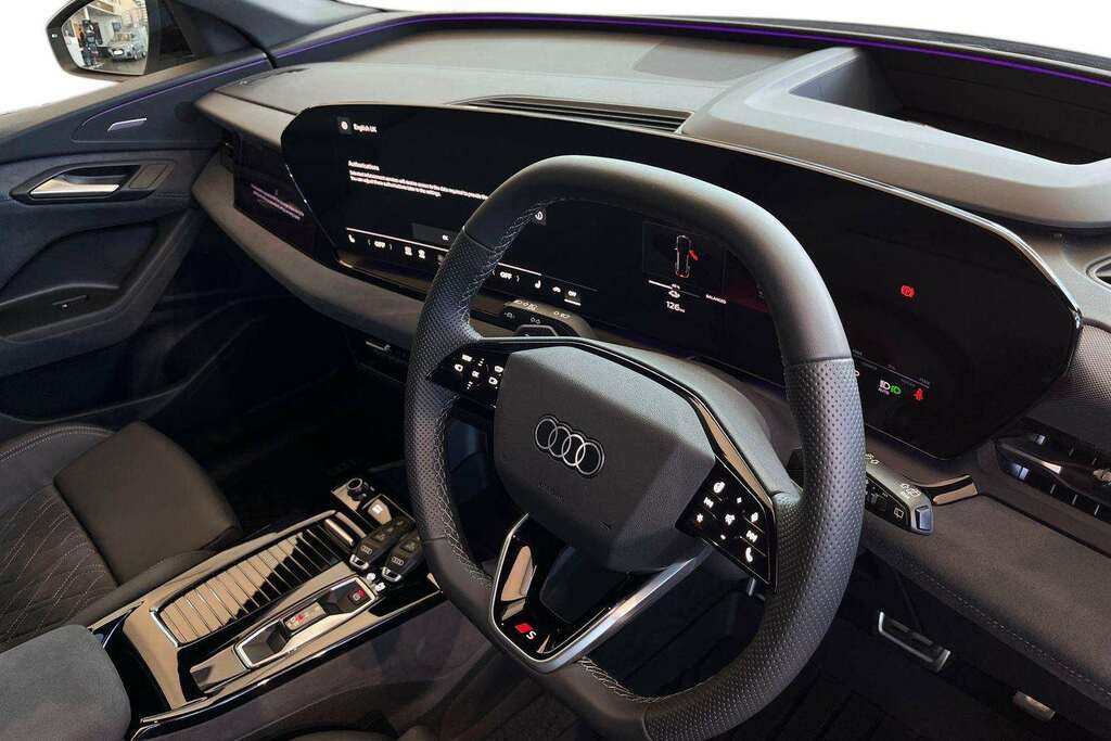 Audi Q6 E-Tron 285Kw Quattro 100Kwh Edition 1 2025 GF75VBU White #6