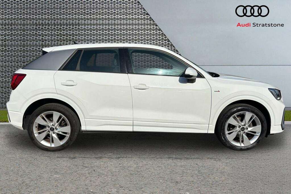 Audi Q2 30 Tfsi S Line 2022 MV22XYA White #4
