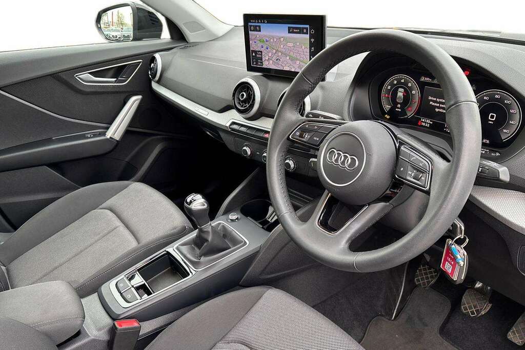 Audi Q2 30 Tfsi 116 Sport 2024 MK24FNE Black #6