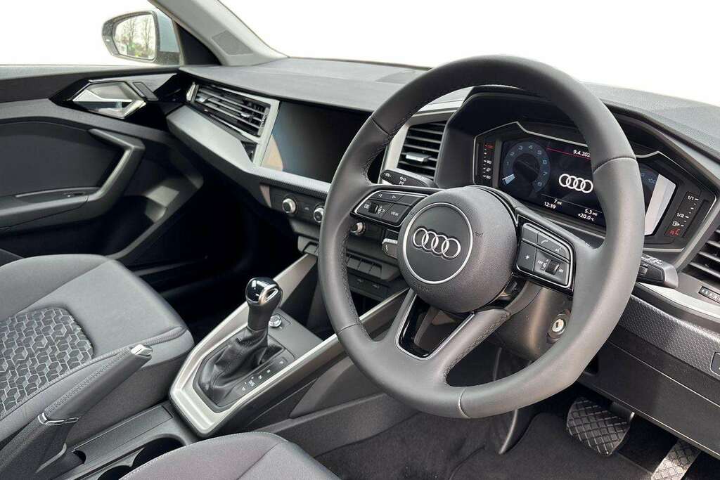 Audi A1 25 Tfsi Sport S Tronic 2026 LS26DXF Grey #4