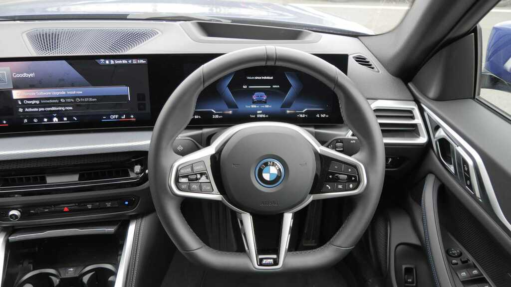 BMW i4 210Kw Edrive35 M Sport 70Kwh 2025 YY75VHX Blue #5