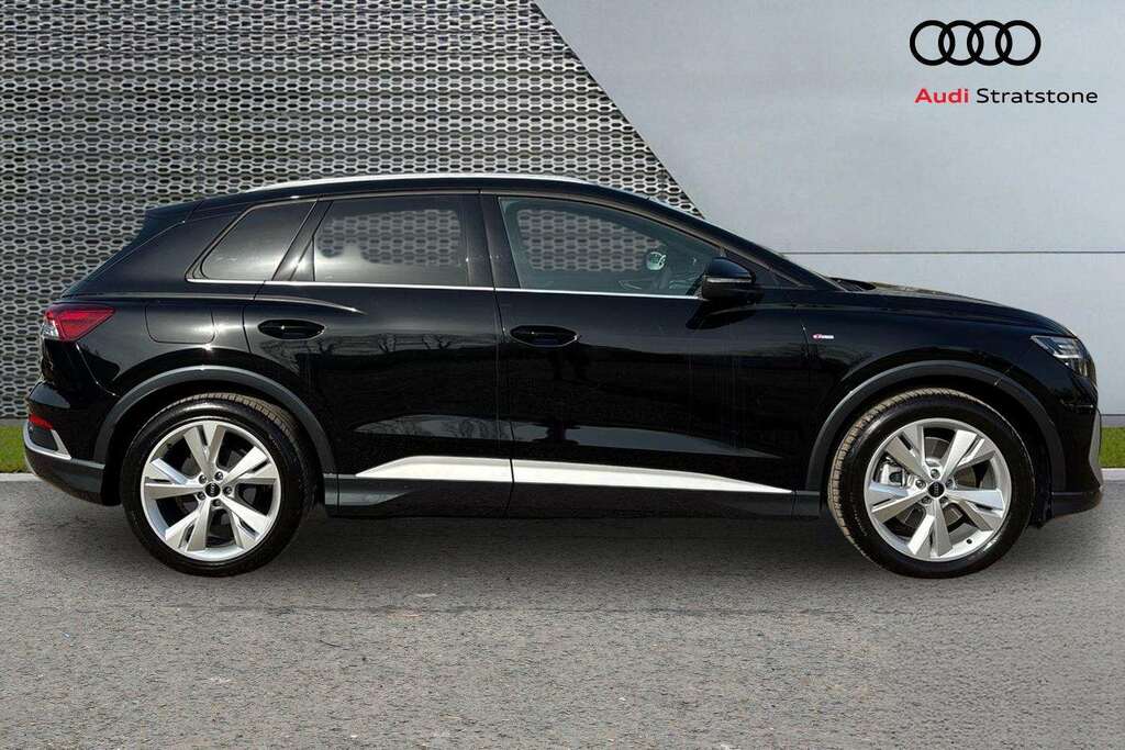 Audi Q4 E Tron 210Kw 45 82Kwh S Line Leathertech Pack LS26HRD Black #4