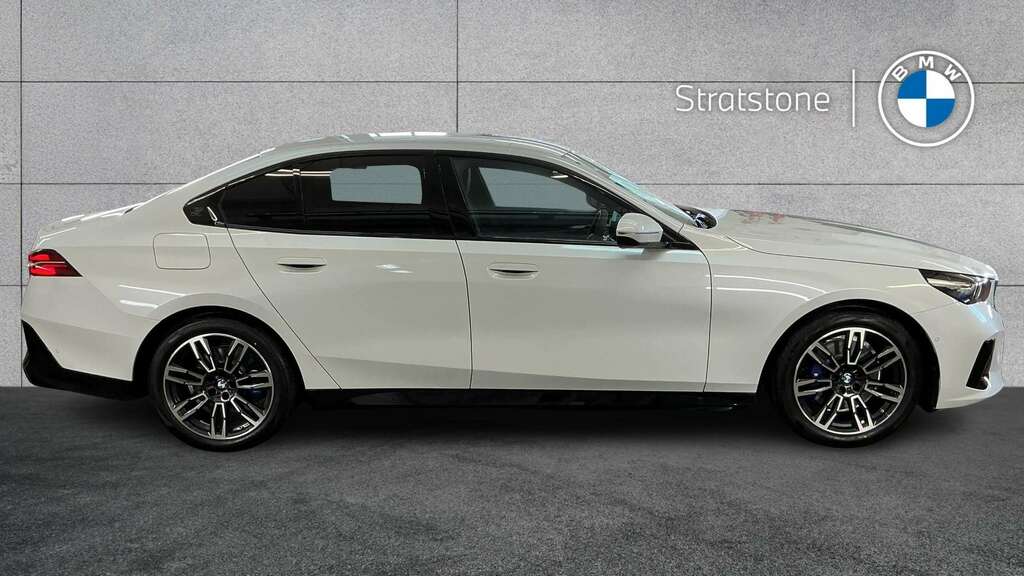 BMW 5 Series 530E M Sport 2026 YF26AYK White #3