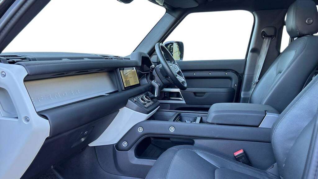 Land Rover Defender 110 3.0 D300 X-dynamic Se 110 2024 KK24BHZ Black #3
