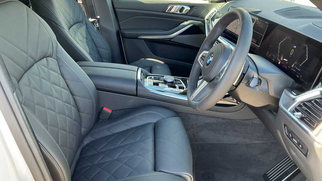 BMW X7 Xdrive40i Mht M Sport Step 2026 YE26XTO White #4