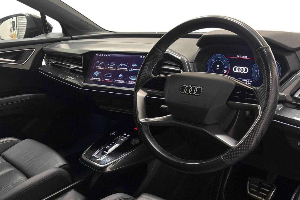 Audi Q4 E Tron 150Kw 40 82Kwh S Line 2022 KP72YSA Black #6