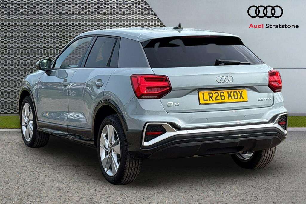 Audi Q2 35 Tfsi S Line S Tronic 2026 LR26KOX Grey #3