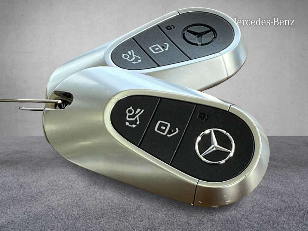 Mercedes-Benz GLC Class 300E 4Matic Amg Line Prem Plus 9G-tronic 2025 KX75PTZ White #6