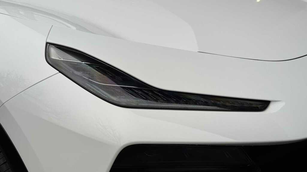 Lotus Eletre 450Kw 600 Gt Se 112Kwh 2025 RV75KOE White #5