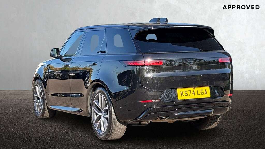 Land Rover Range Rover Sport 3.0 D300 Dynamic Se 2024 KS74LGA Black #2