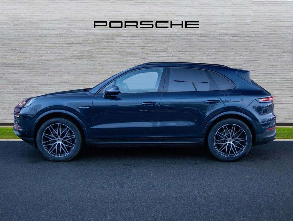 Porsche Cayenne E-hybrid Tiptronic S 2025 AE75PVW Blue #2