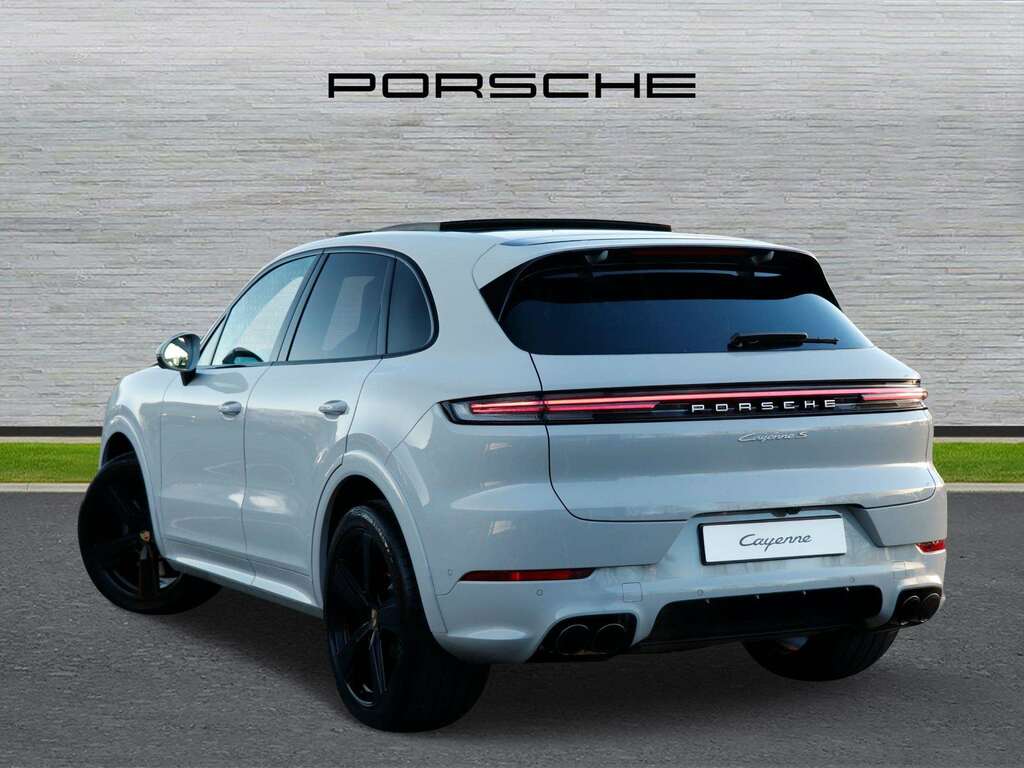 Porsche Cayenne S 2026 EY26KKJ #4
