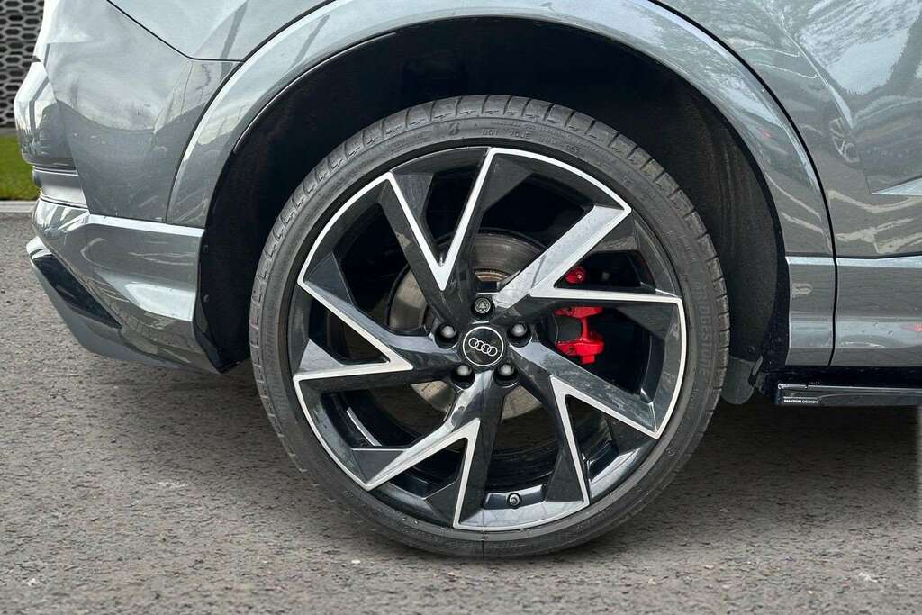 Audi RS Q3 Vorsprung Black #11