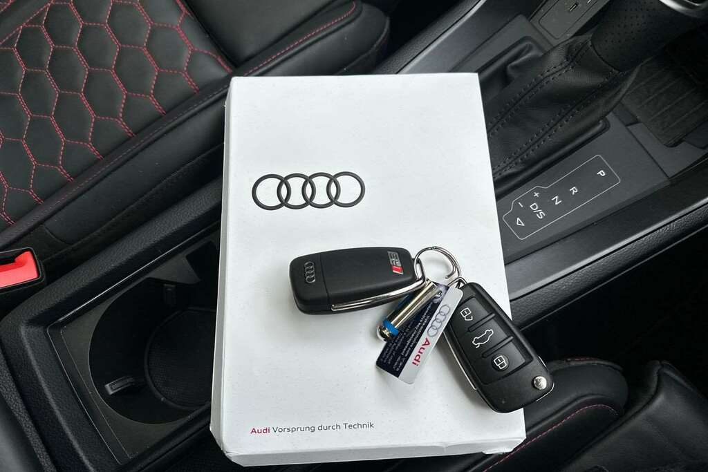 Audi RS Q3 Vorsprung Black #25