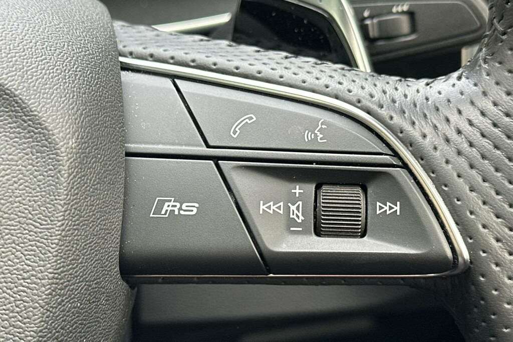 Audi RS Q3 Vorsprung Black #17