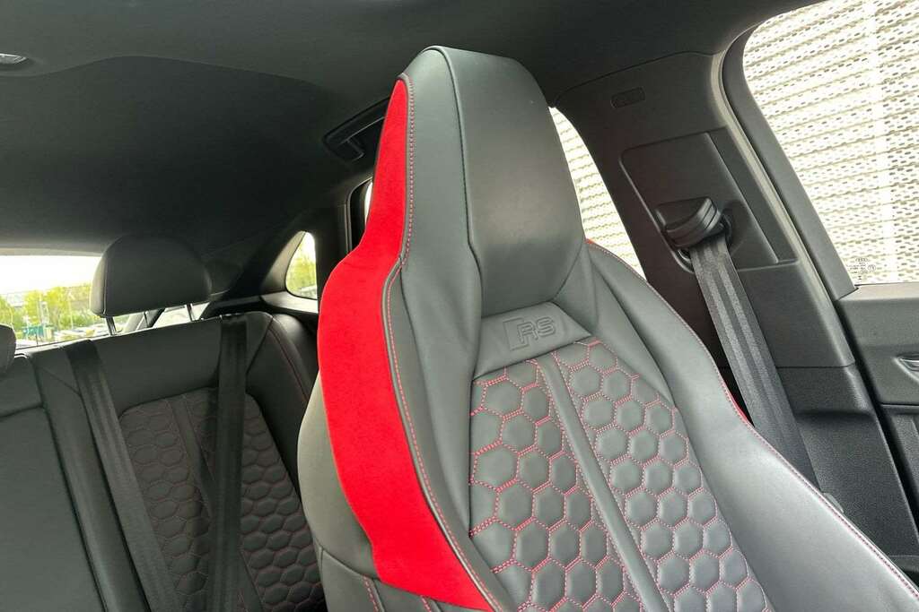 Audi RS Q3 Vorsprung Black #31