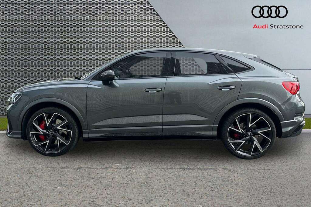 Audi RS Q3 Vorsprung Black #8