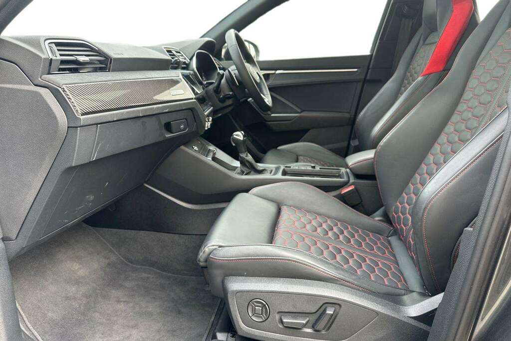 Audi RS Q3 Vorsprung Black #21