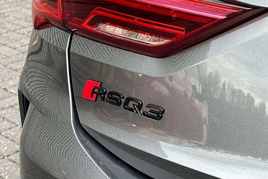 Audi RS Q3 Vorsprung Black #12
