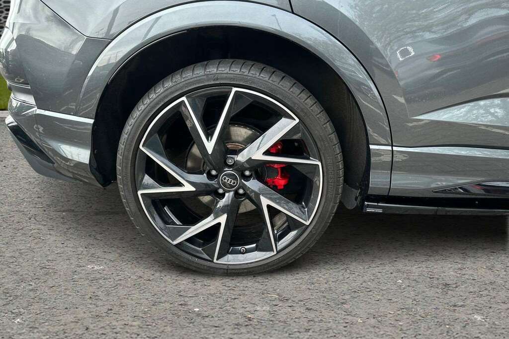 Audi RS Q3 Vorsprung Black #5