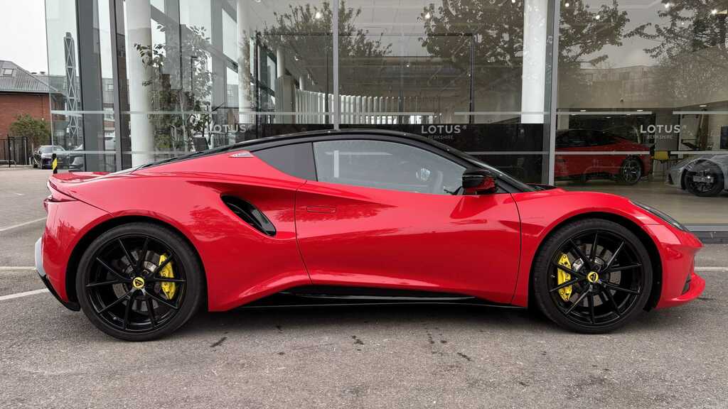 Lotus Emira 2.0 First Edition Dct 2024 LT24RCH Red #2