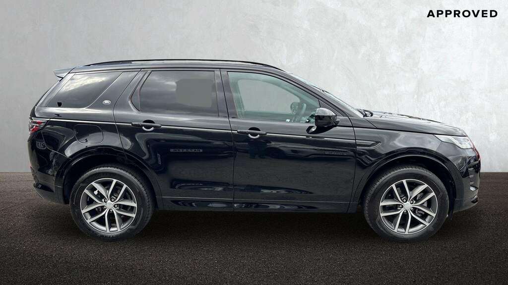 Land Rover Discovery Sport 2.0 D200 Dynamic Se 5 Seat 2025 Black #4