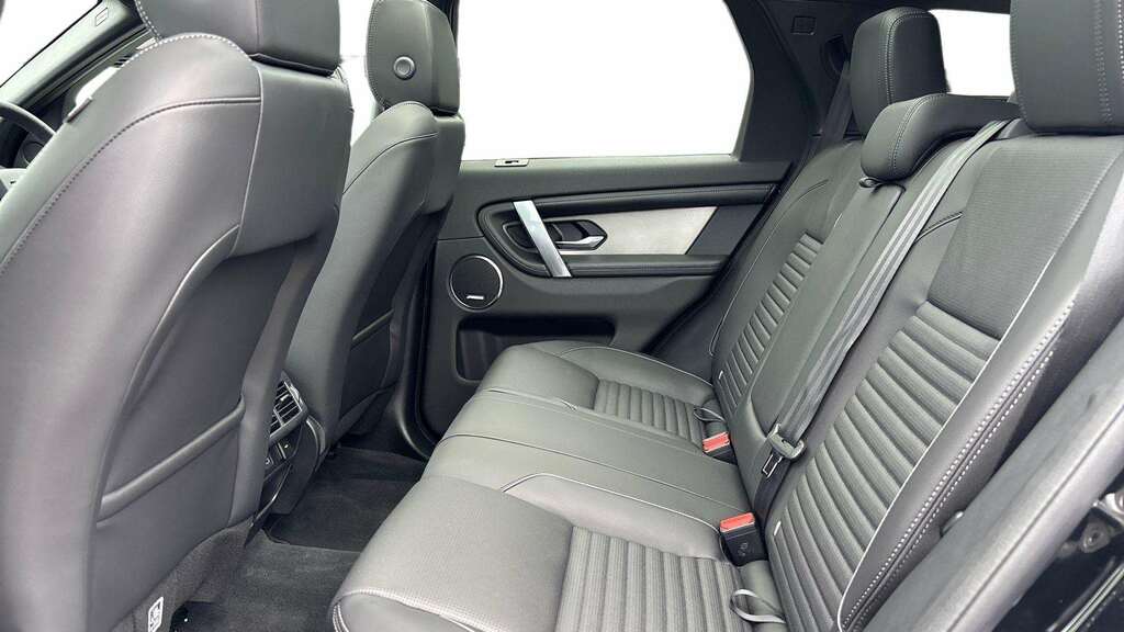 Land Rover Discovery Sport 2.0 D200 Dynamic Se 5 Seat 2025 Black #3