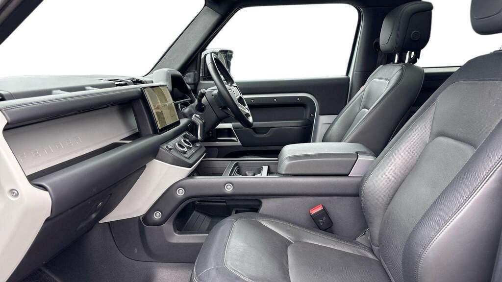 Land Rover Defender 90 3.0 D300 X-dynamic Hse 90 2023 BA73YZF Silver #3