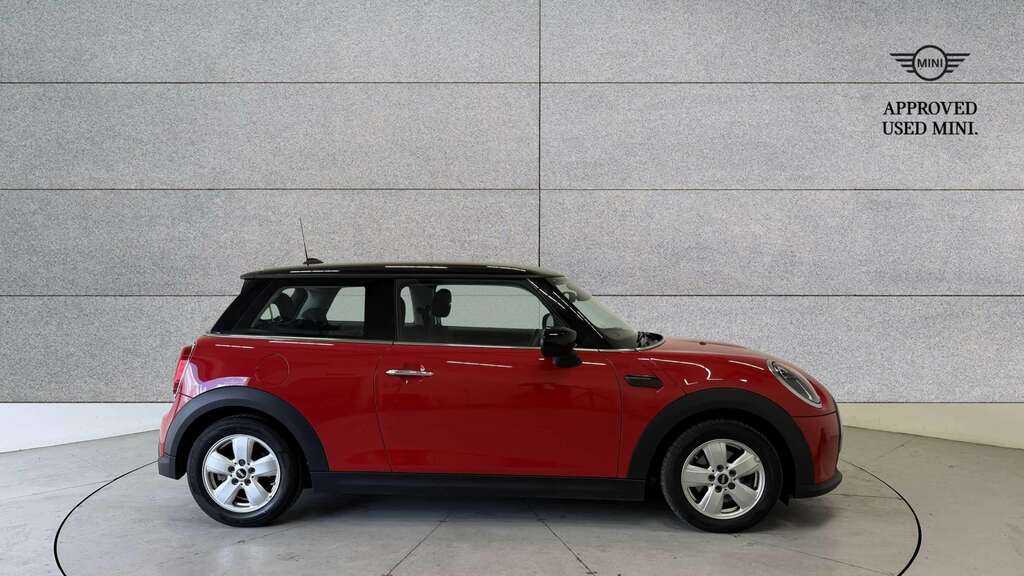 Mini Hatch 1.5 Cooper Classic 2023 OE73LFB Red #3