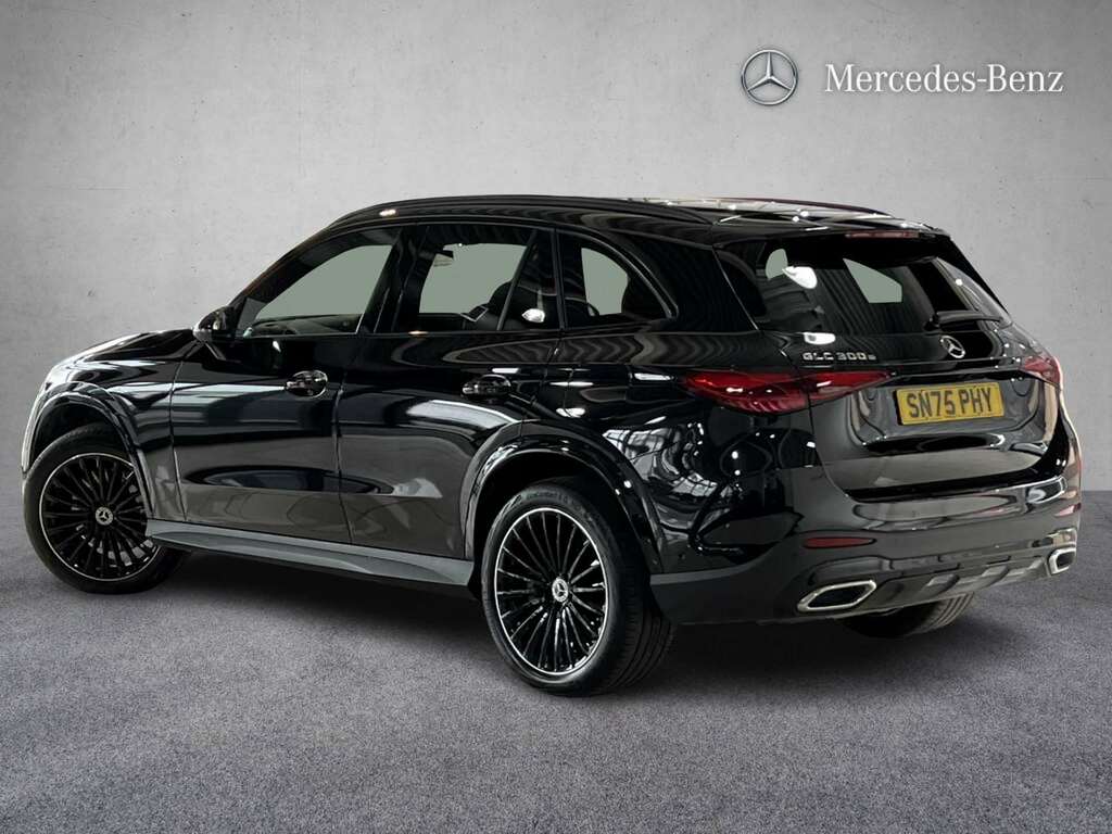 Mercedes-Benz GLC Class 300E 4Matic Urban Edition 9G-tronic 2025 SN75PHY Black #2