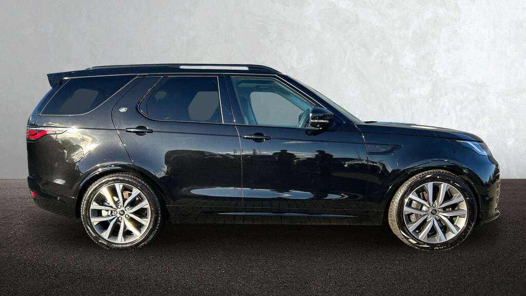 Land Rover Discovery 3.0 D350 Dynamic Se 2025 RJ75OPO Black #5