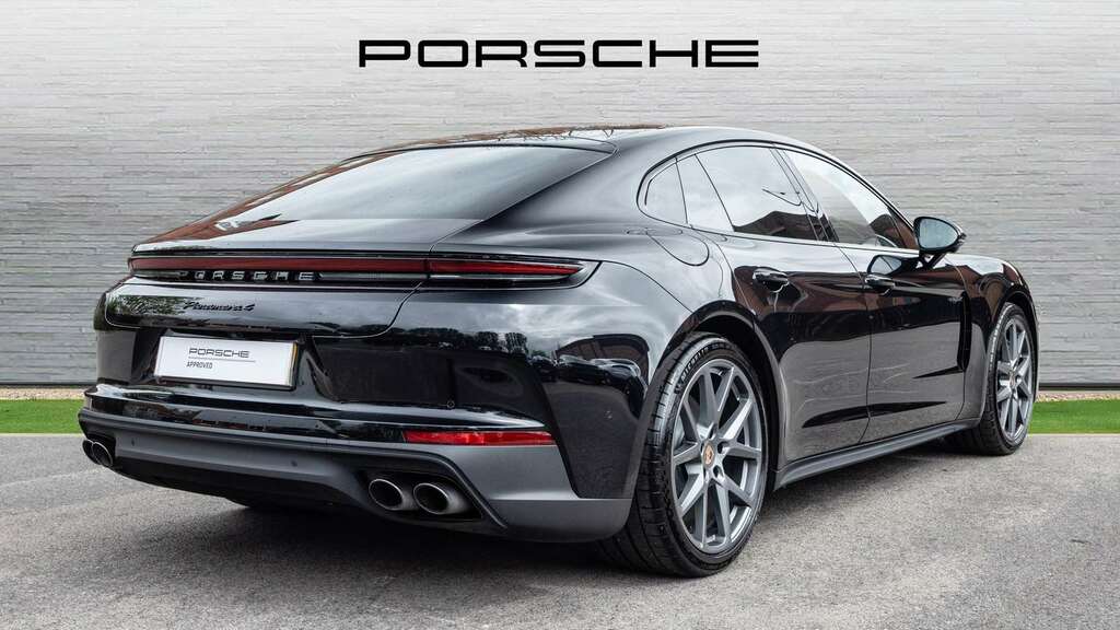 Porsche Panamera 4 E-hybrid 2026 2026 Black #3