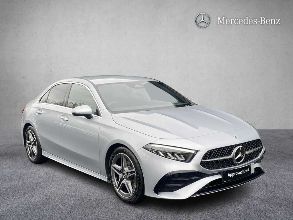 Mercedes-Benz A Class A200 Amg Line Premium 2024 Silver
