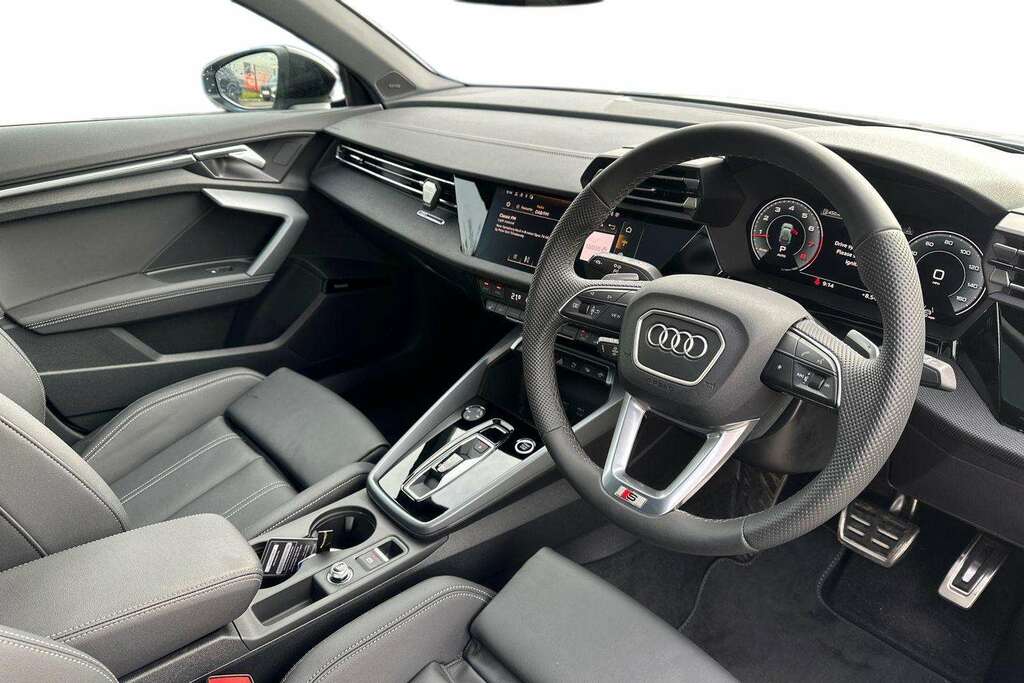 Audi A3 1.5 Tfsi 150 Black Edition S Tronic 2025 BG75WRX White #5