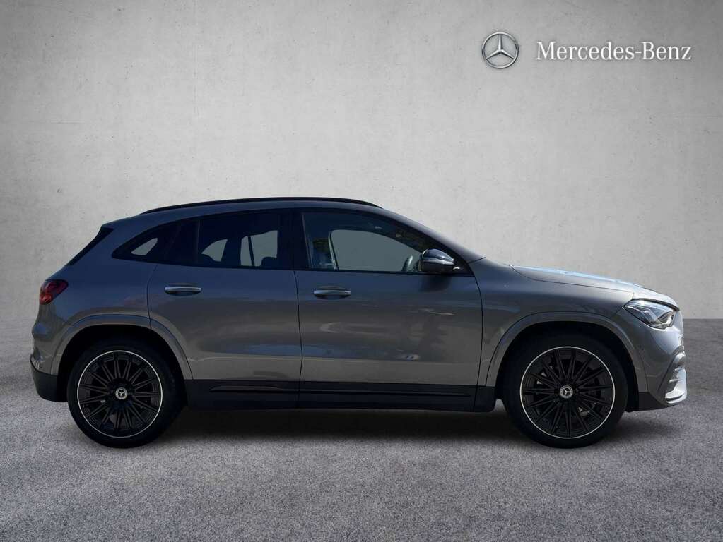 Mercedes-Benz GLA Class 200D Amg Line Premium Plus 2025 KM75ENL Grey #4