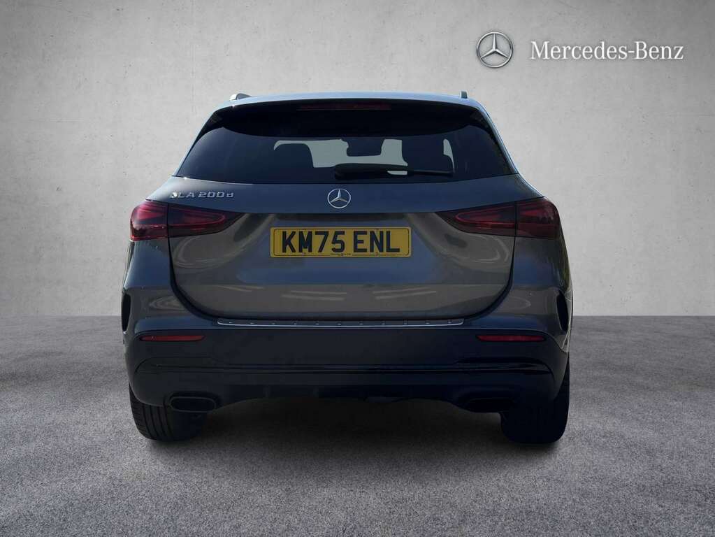 Mercedes-Benz GLA Class 200D Amg Line Premium Plus 2025 KM75ENL Grey #6