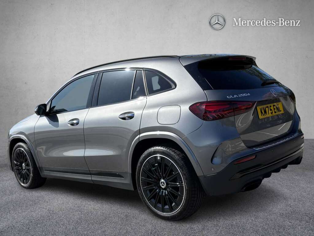 Mercedes-Benz GLA Class 200D Amg Line Premium Plus 2025 KM75ENL Grey #2